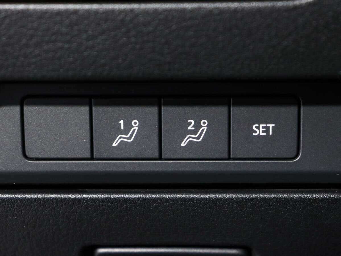 Mazda 3, 2023 Фото №18