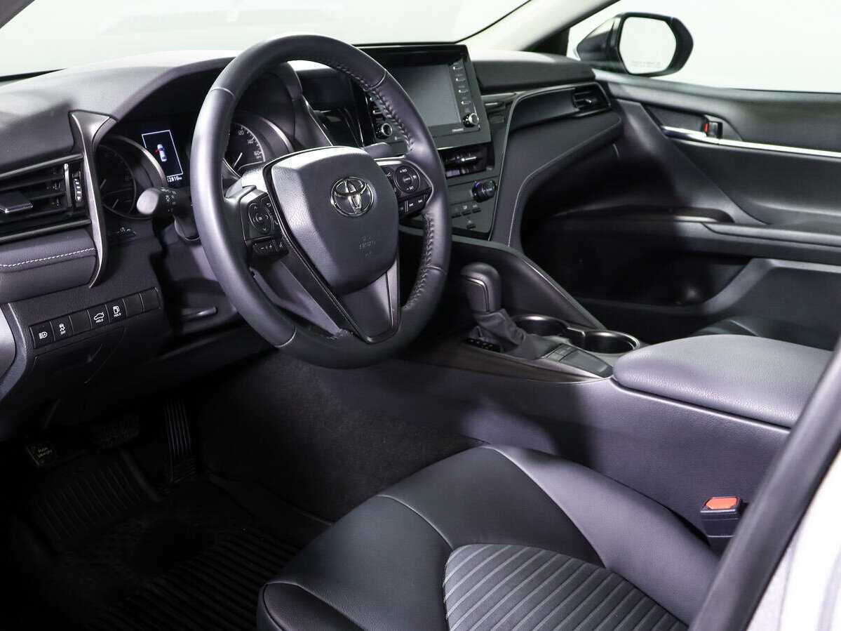 Toyota Camry, 2022 Фото №14