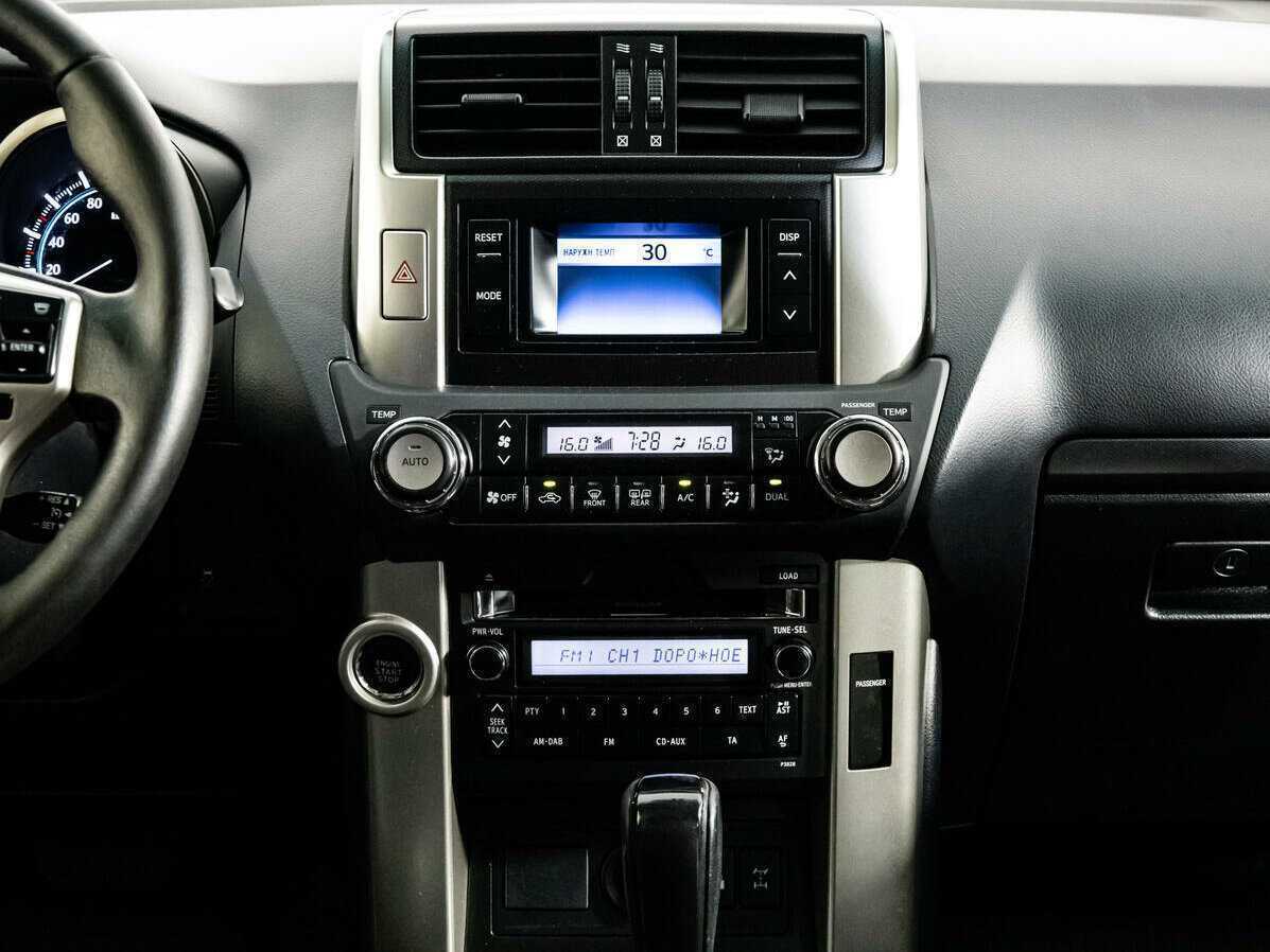 Toyota Land Cruiser Prado, 2010 Фото №13