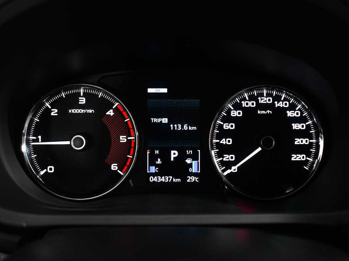 Mitsubishi Pajero Sport, 2019 Фото №11