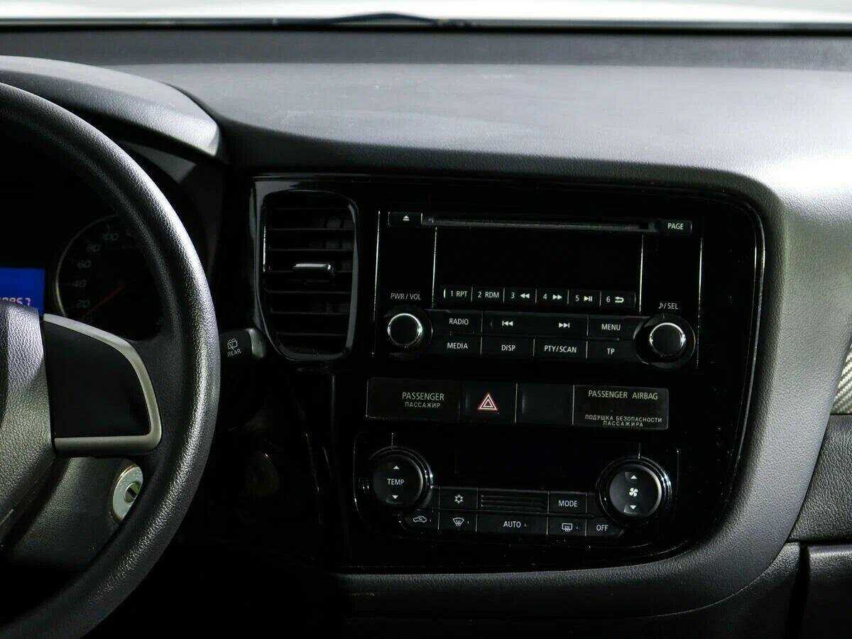 Mitsubishi Outlander, 2012 Фото №11