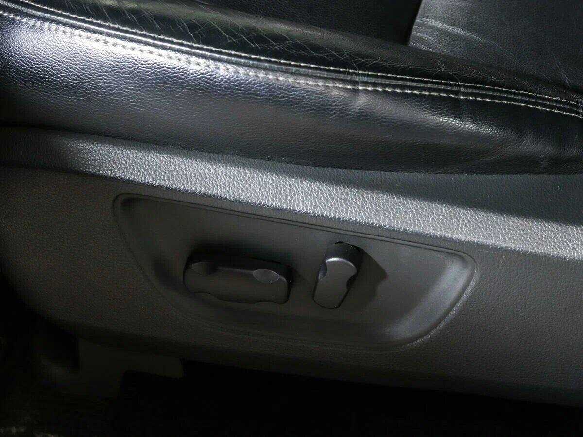 Mitsubishi Pajero Sport, 2017 Фото №20