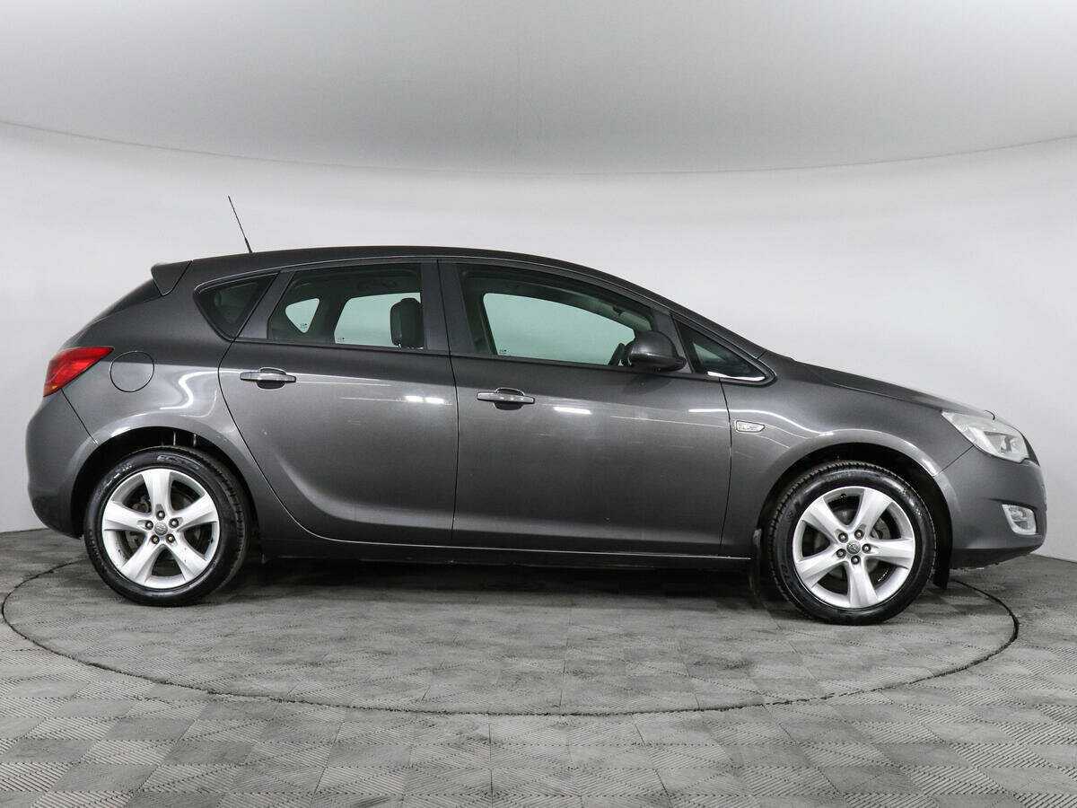 Opel Astra, 2011 - 107 315 км. | Фото №4