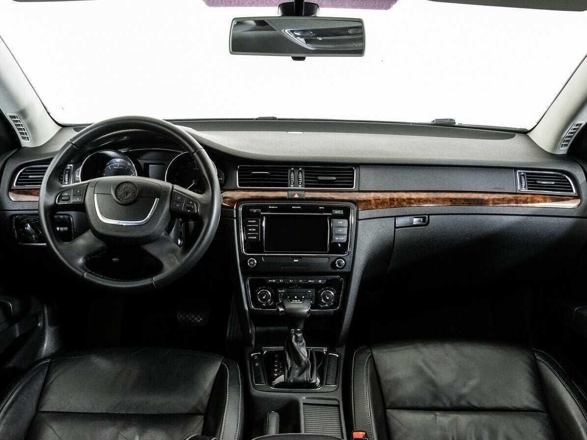 Skoda Superb DSG, 2011 Фото №8