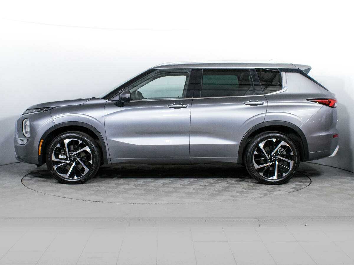 Mitsubishi Outlander, 2022 - 6 600 км. | Фото №8