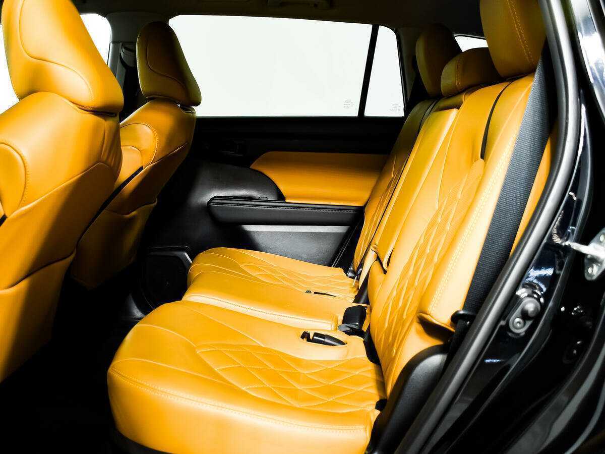 Toyota Highlander, 2021 Фото №11