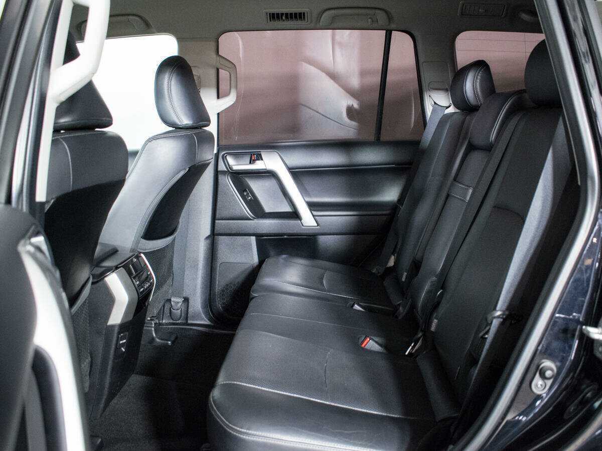 Toyota Land Cruiser Prado, 2019 Фото №10