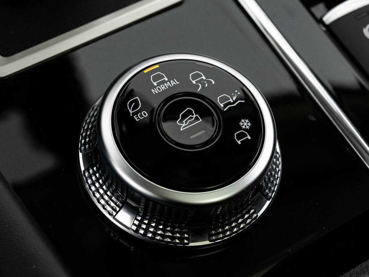 Mitsubishi Outlander, 2023 Фото №14