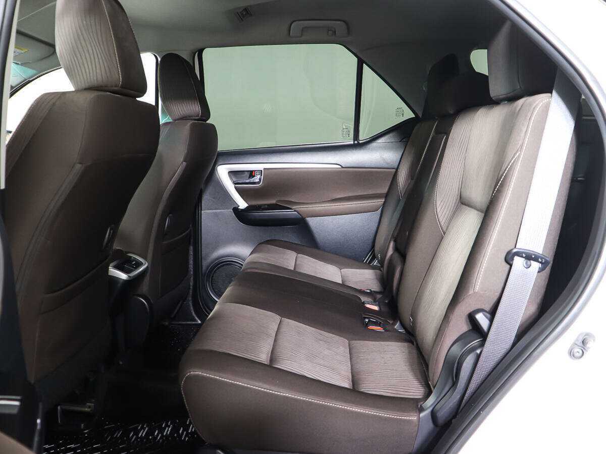 Toyota Fortuner, 2017 Фото №9