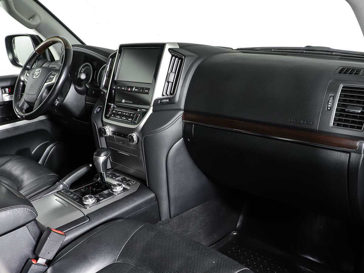 Toyota Land Cruiser, 2021 - 186 775 км. | Фото №8
