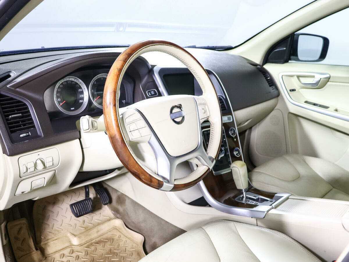 Volvo XC60, 2011 Фото №14