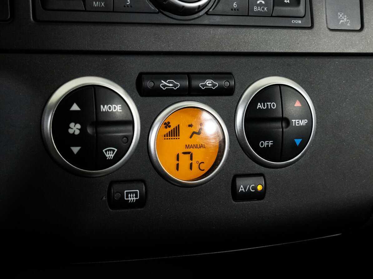 Nissan Tiida, 2008 Фото №14