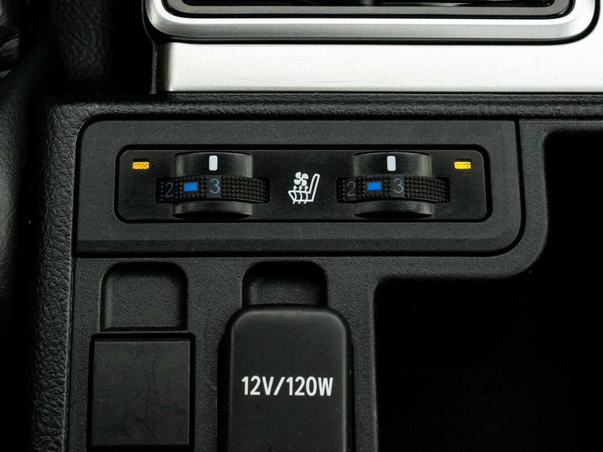 Toyota Land Cruiser Prado, 2021 Фото №12