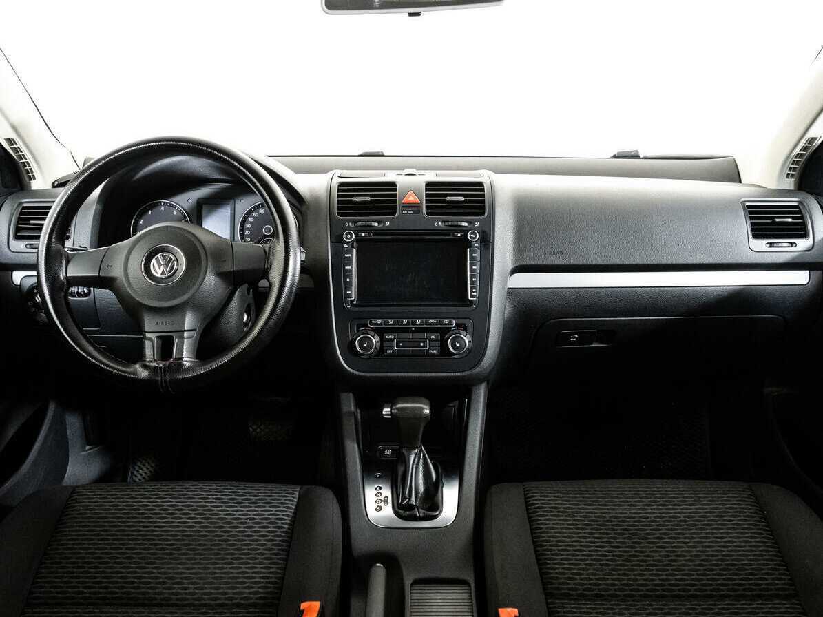 Volkswagen Jetta, 2010 - 211 572 км. | Фото №8