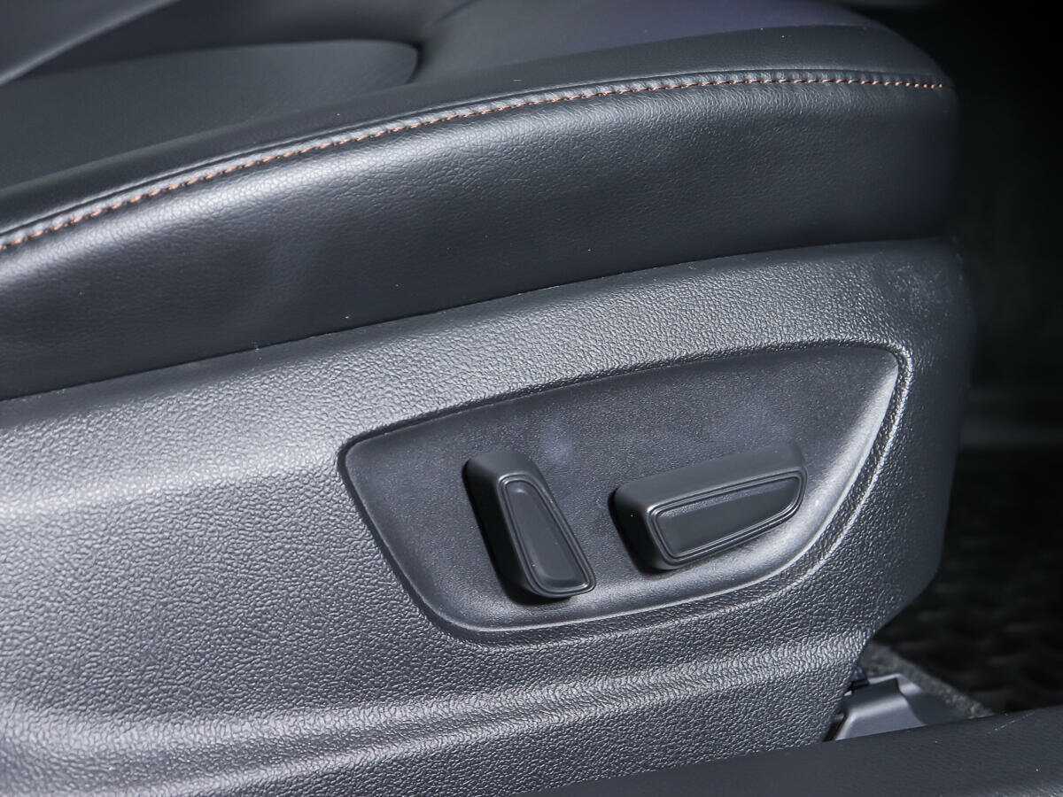 Toyota Camry, 2022 Фото №16