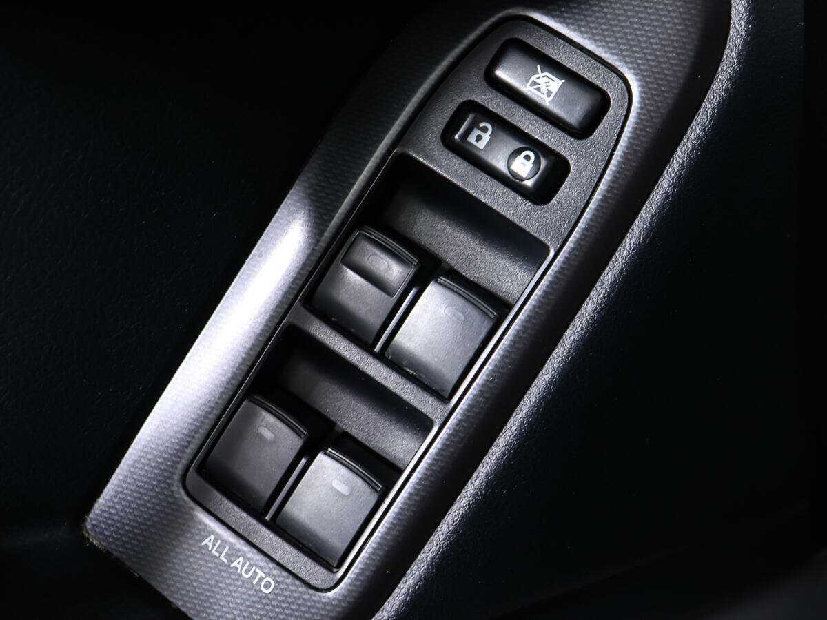 Toyota Land Cruiser Prado, 2011 Фото №11