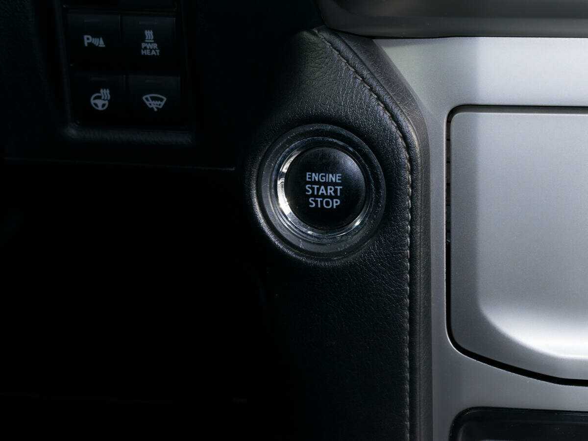 Toyota Land Cruiser Prado, 2018 Фото №18