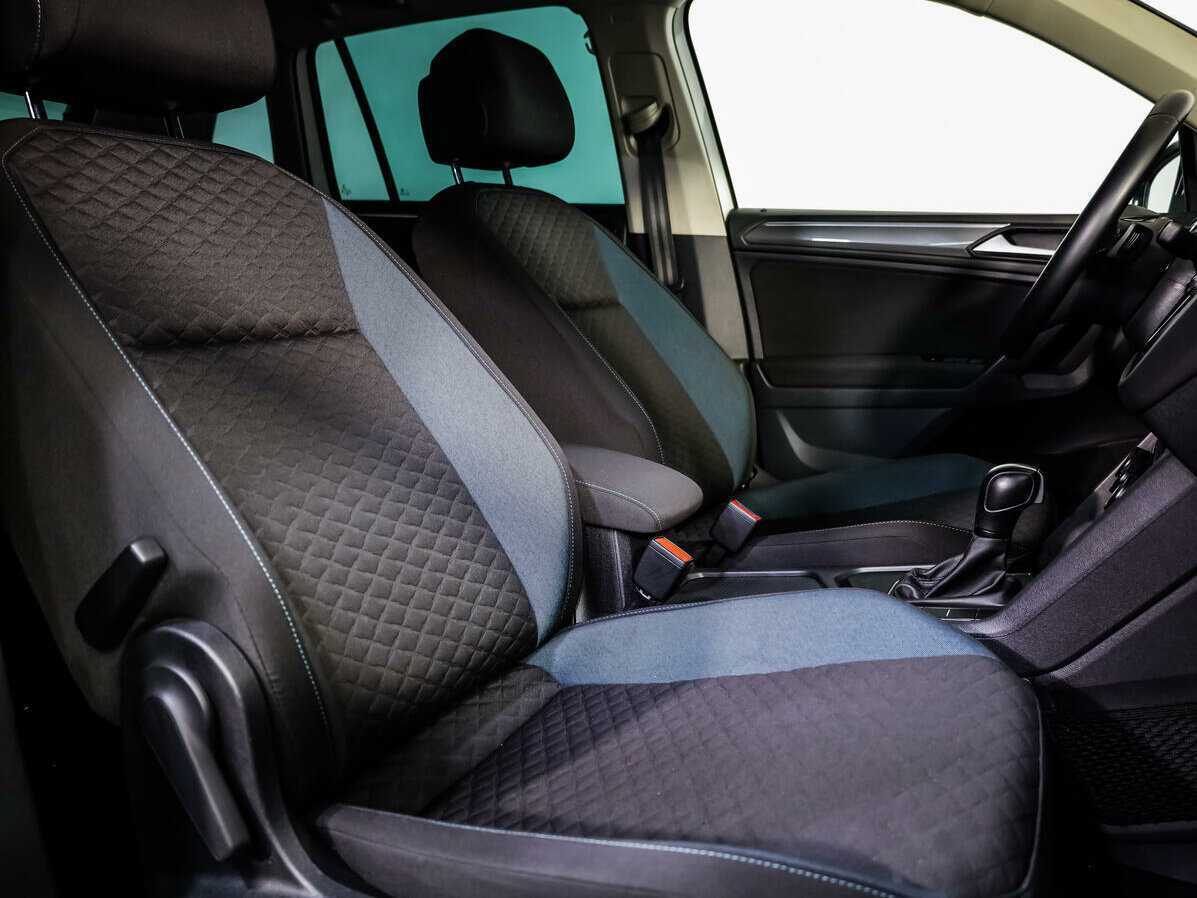 Volkswagen Tiguan L, 2019 Фото №11