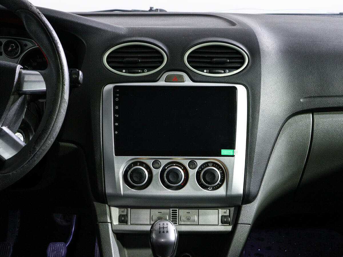 Ford Focus, 2011 Фото №11