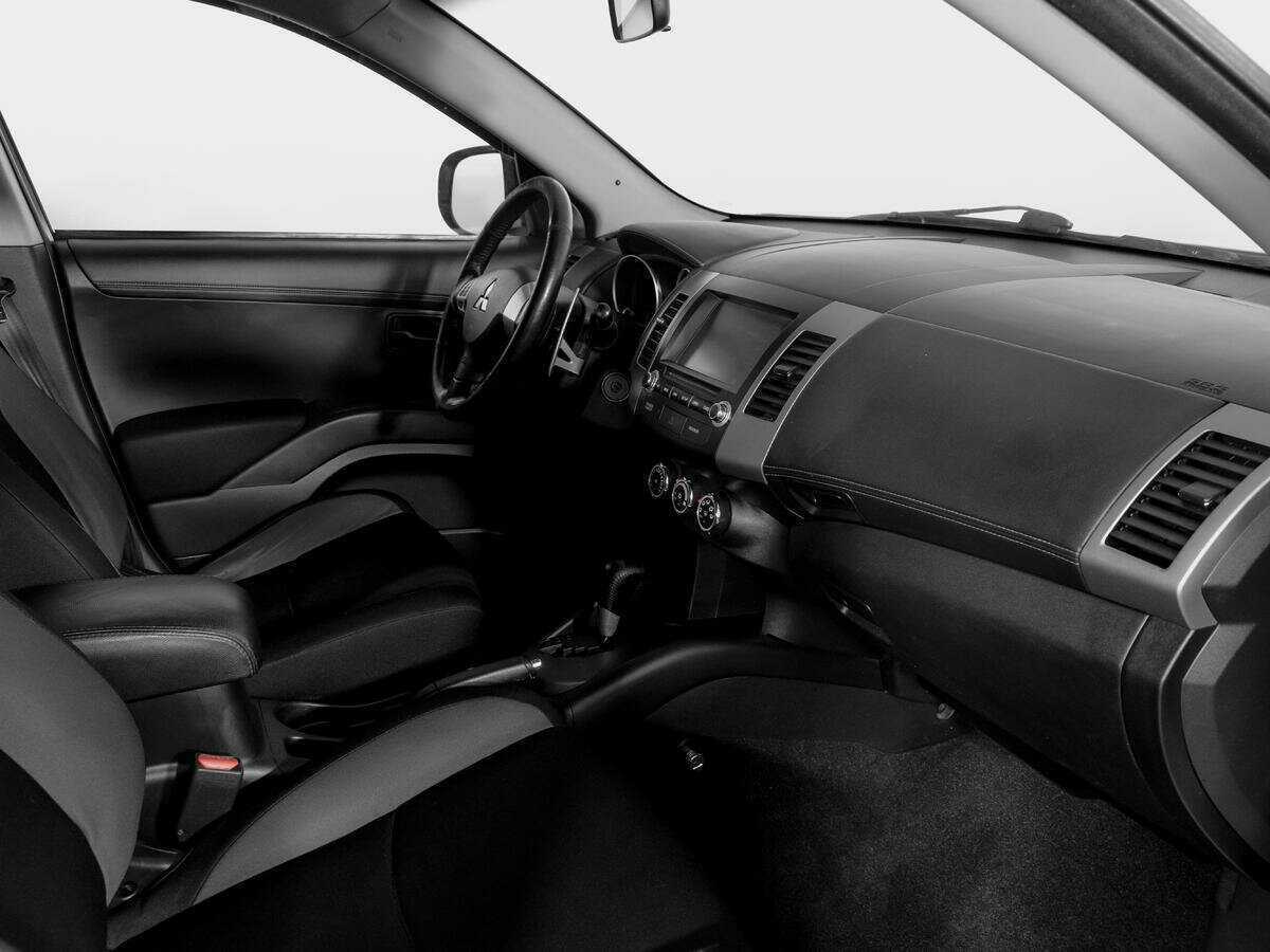 Mitsubishi Outlander, 2011 Фото №9