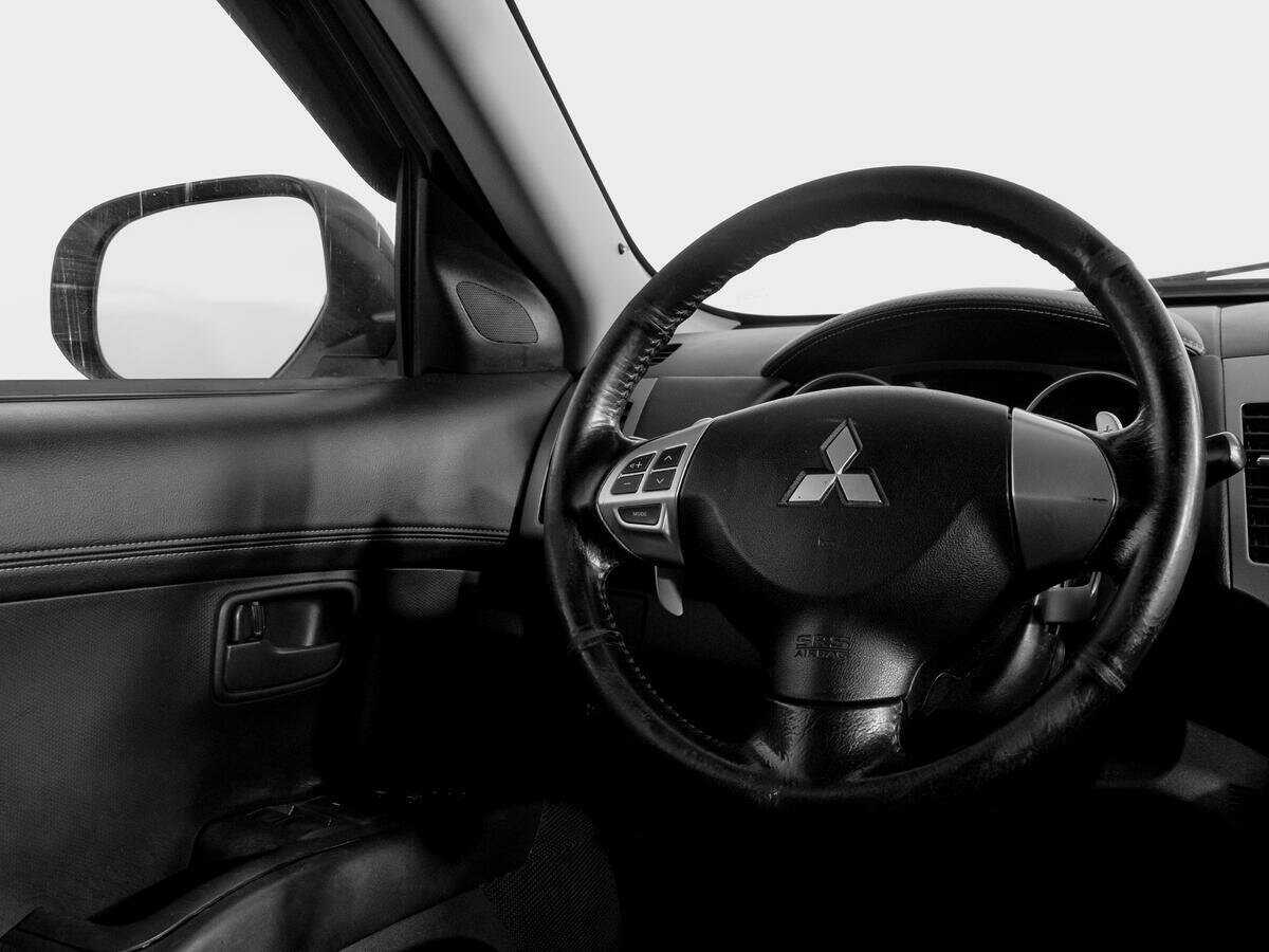 Mitsubishi Outlander, 2011 Фото №14