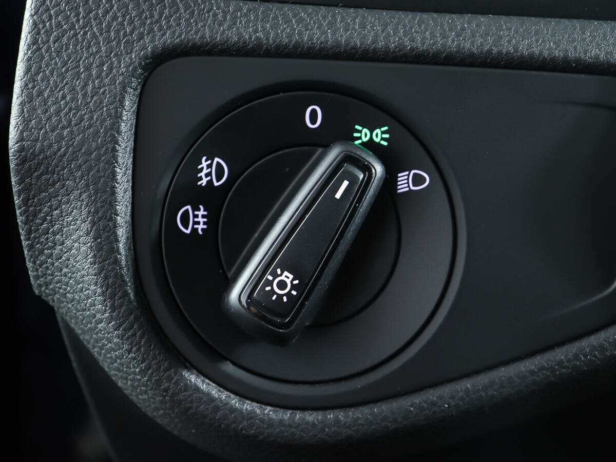 Volkswagen Golf, 2018 Фото №18