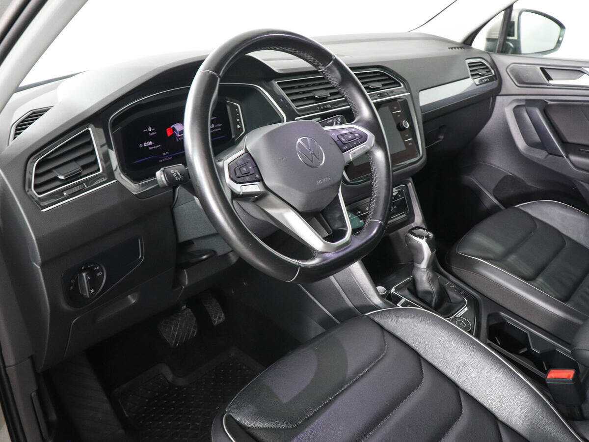 Volkswagen Tiguan, 2021 Фото №9