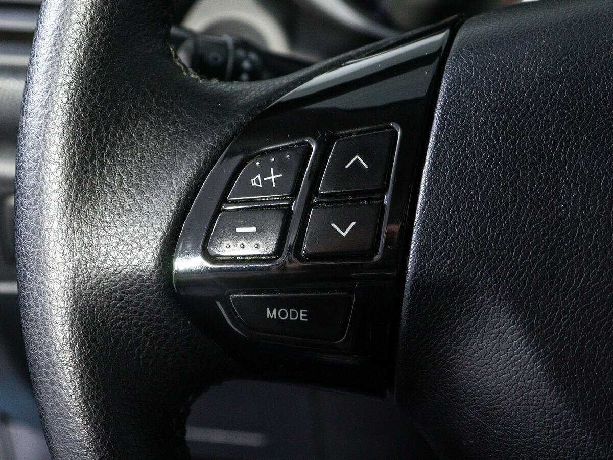 Mitsubishi ASX, 2011 Фото №13