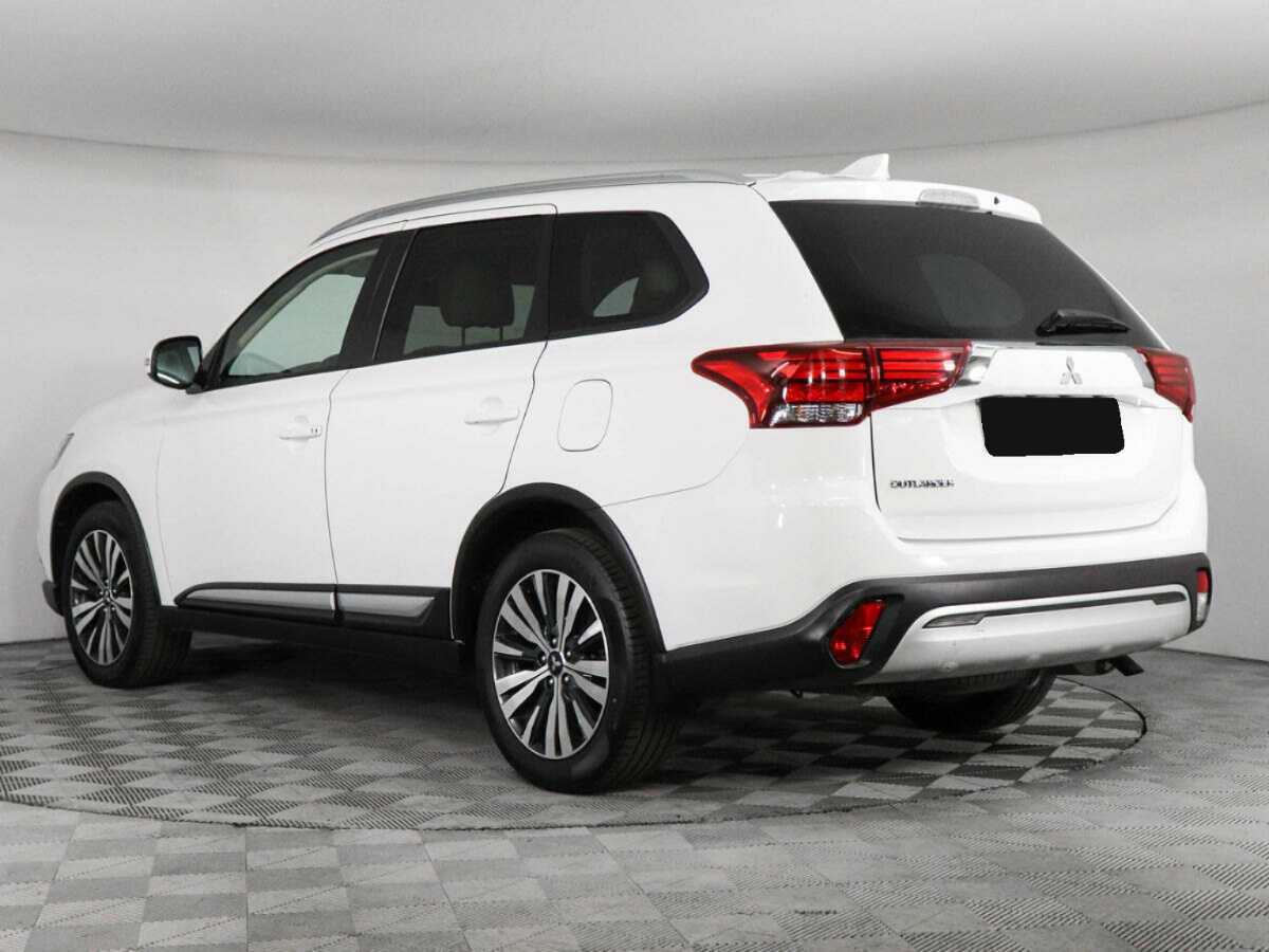 Mitsubishi Outlander, 2021 - 48 353 км. | Фото №7