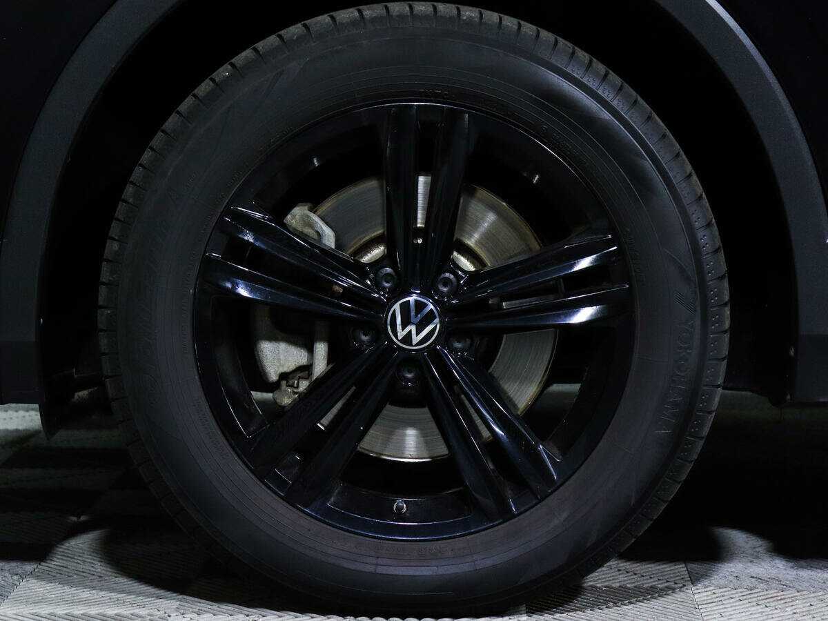 Volkswagen Tiguan, 2021 Фото №18
