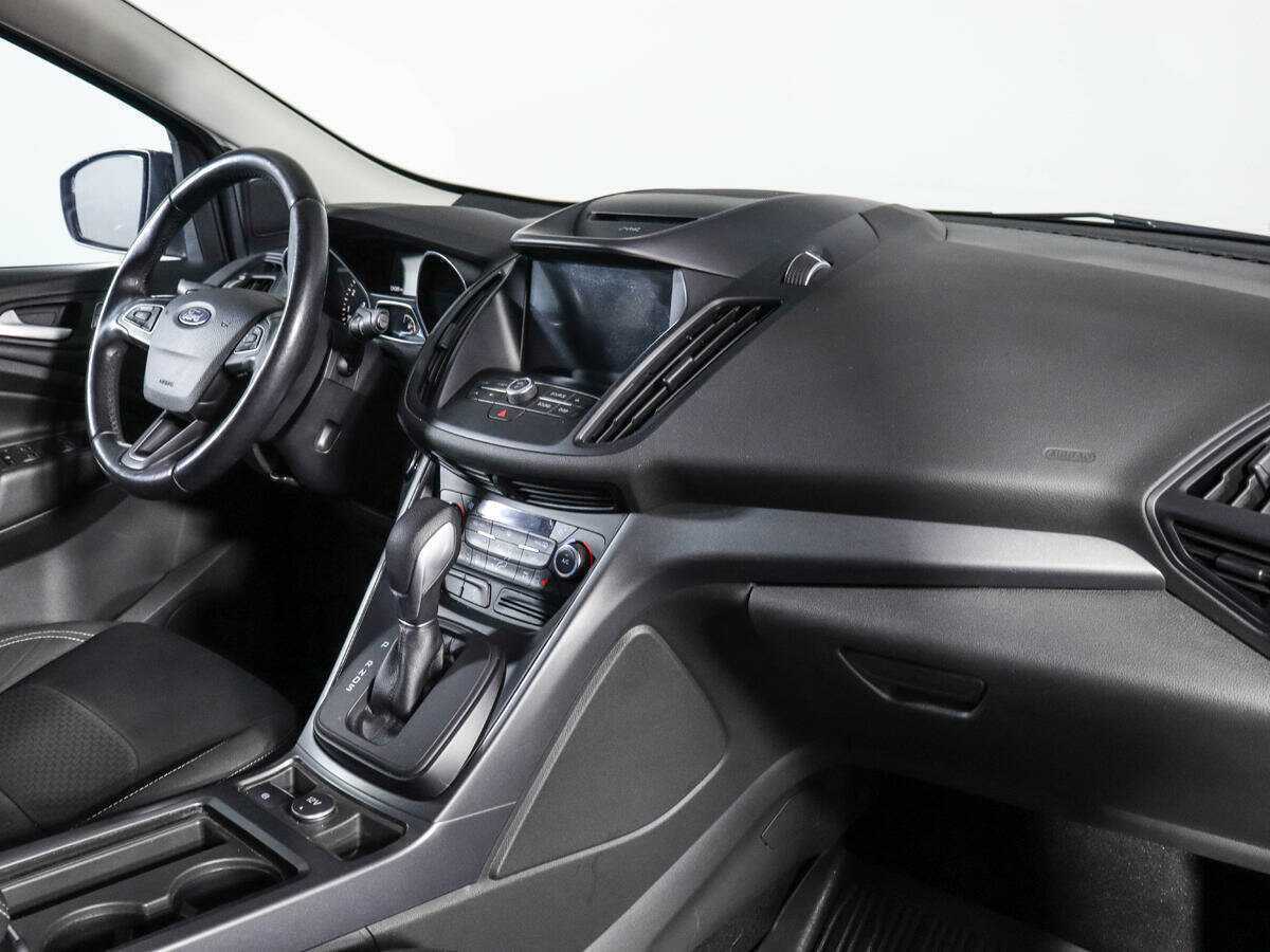 Ford Kuga, 2017 Фото №7