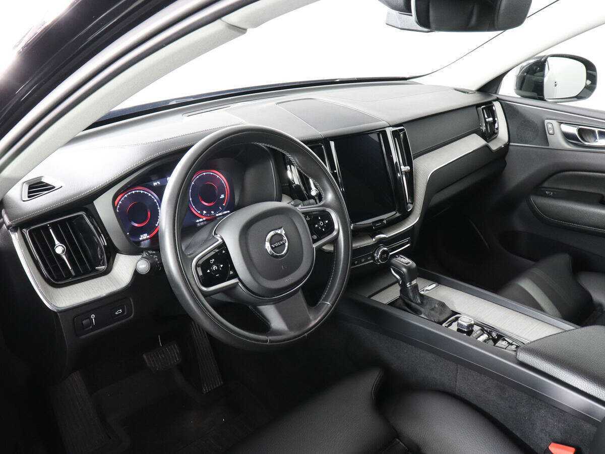 Volvo XC60, 2020 Фото №9