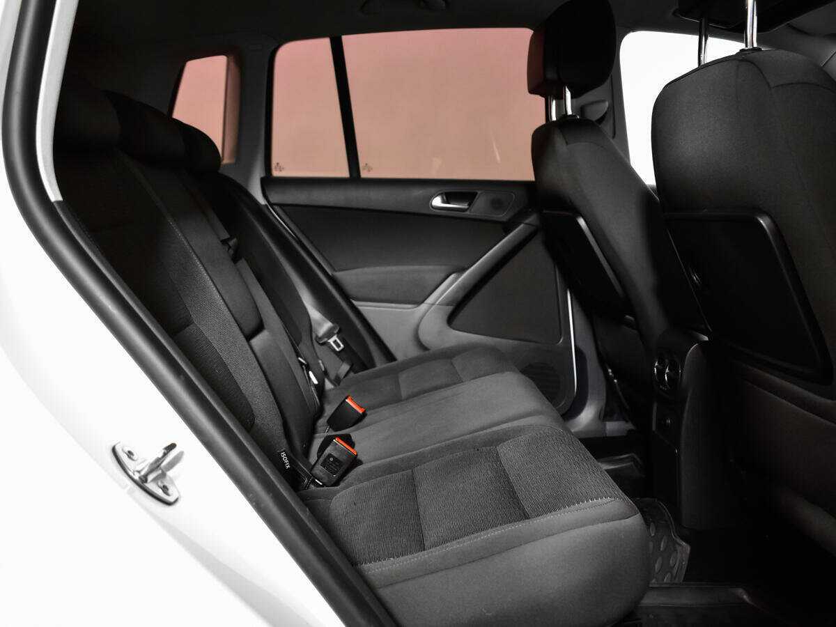 Volkswagen Tiguan, 2015 Фото №10