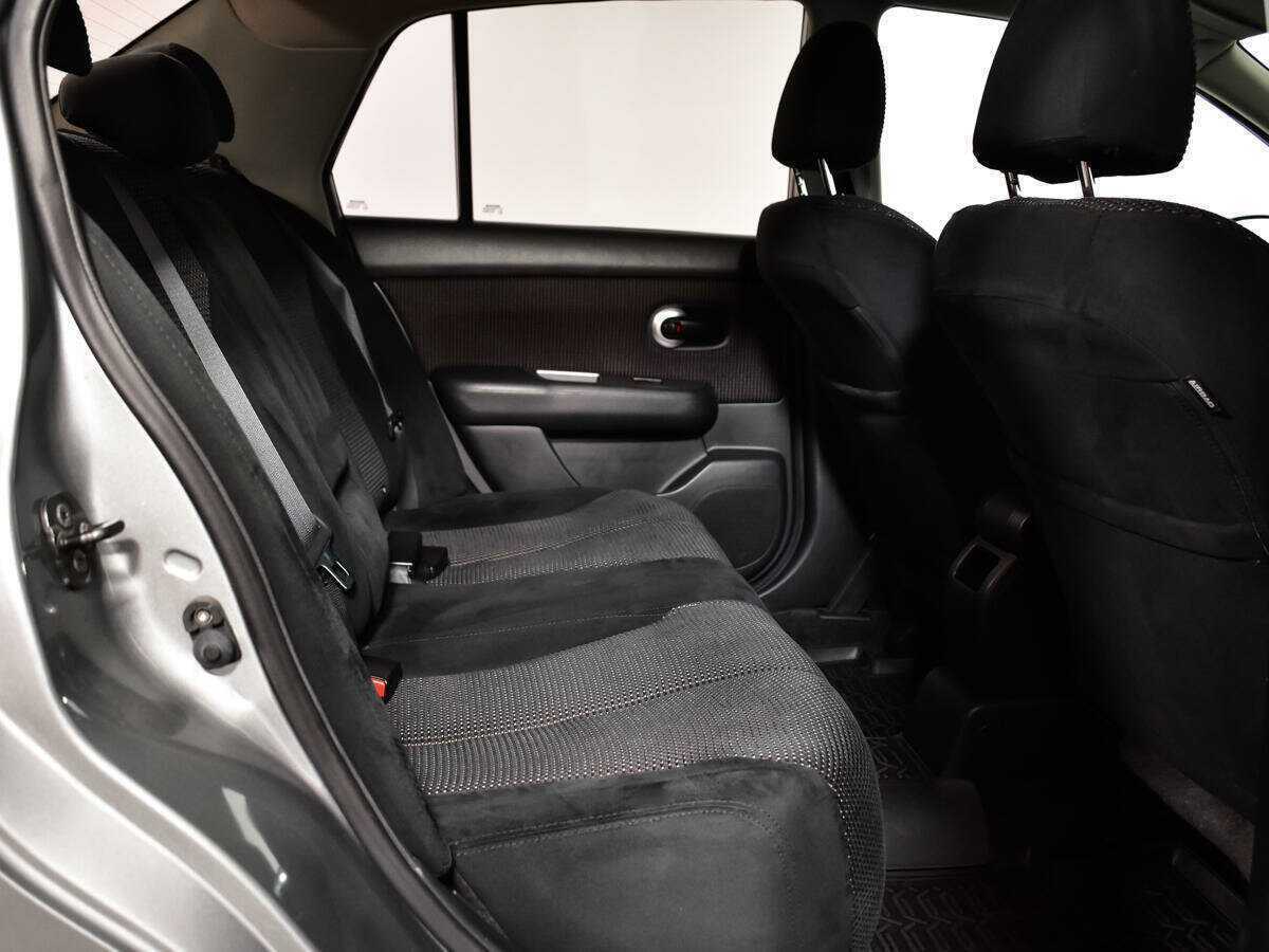 Nissan Tiida, 2013 Фото №10