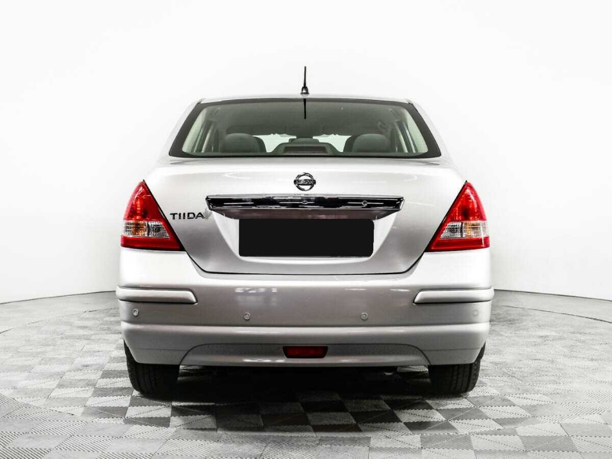Nissan Tiida, 2011 - 215 783 км. | Фото №6
