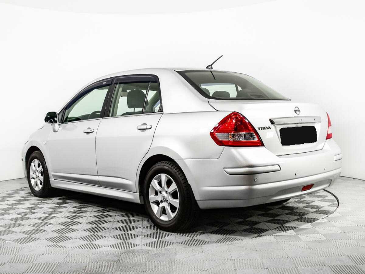 Nissan Tiida, 2011 - 215 783 км. | Фото №7