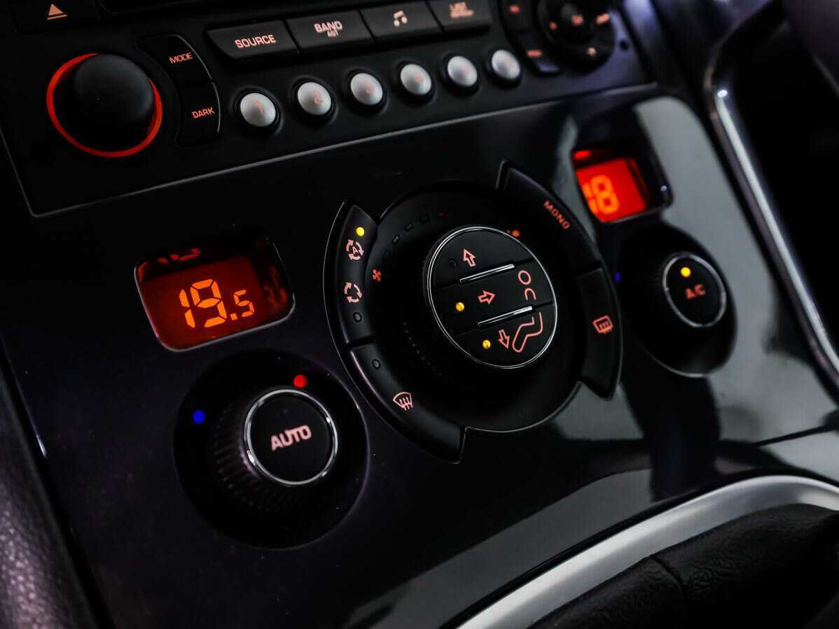 Peugeot 3008, 2011 Фото №13