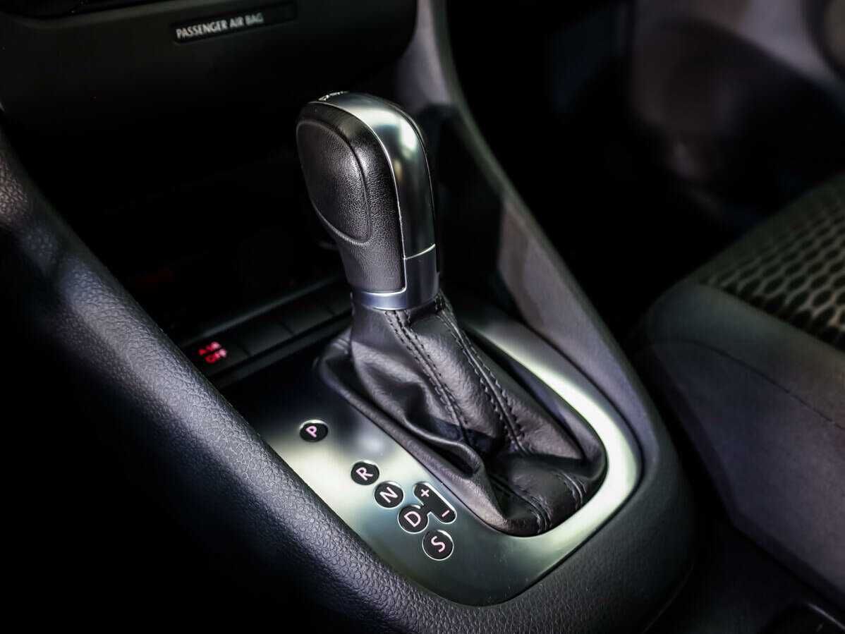 Volkswagen Golf, 2012 Фото №15