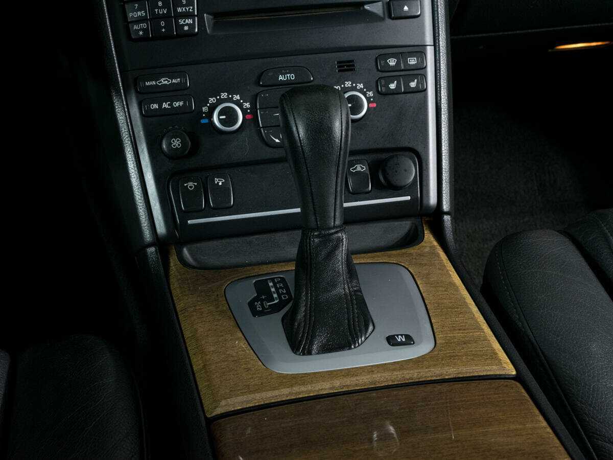 Volvo XC90, 2011 Фото №12