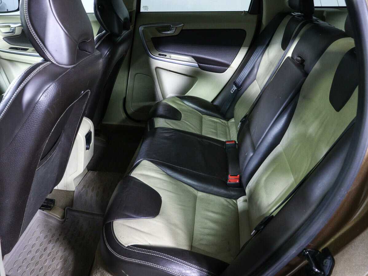 Volvo XC60, 2010 Фото №8