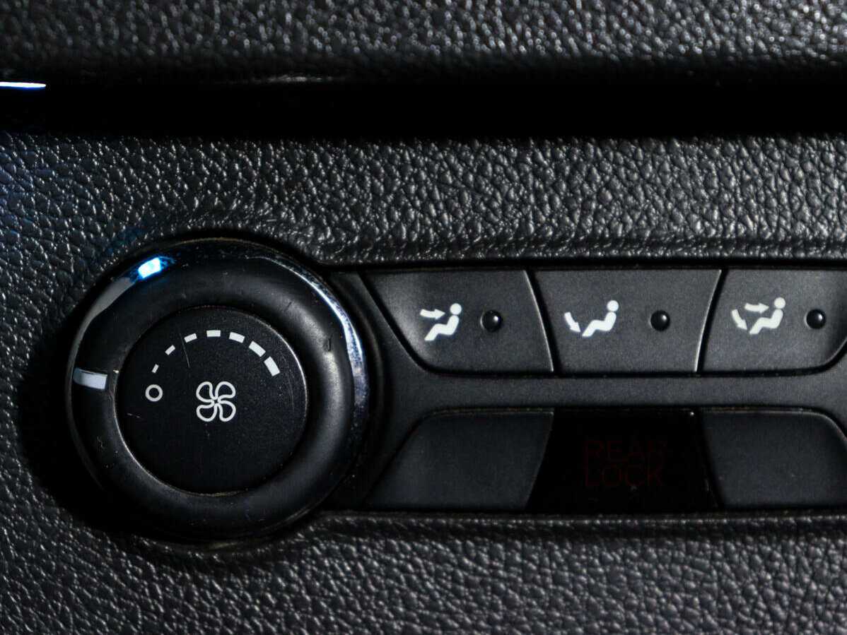 Ford Explorer, 2013 Фото №12