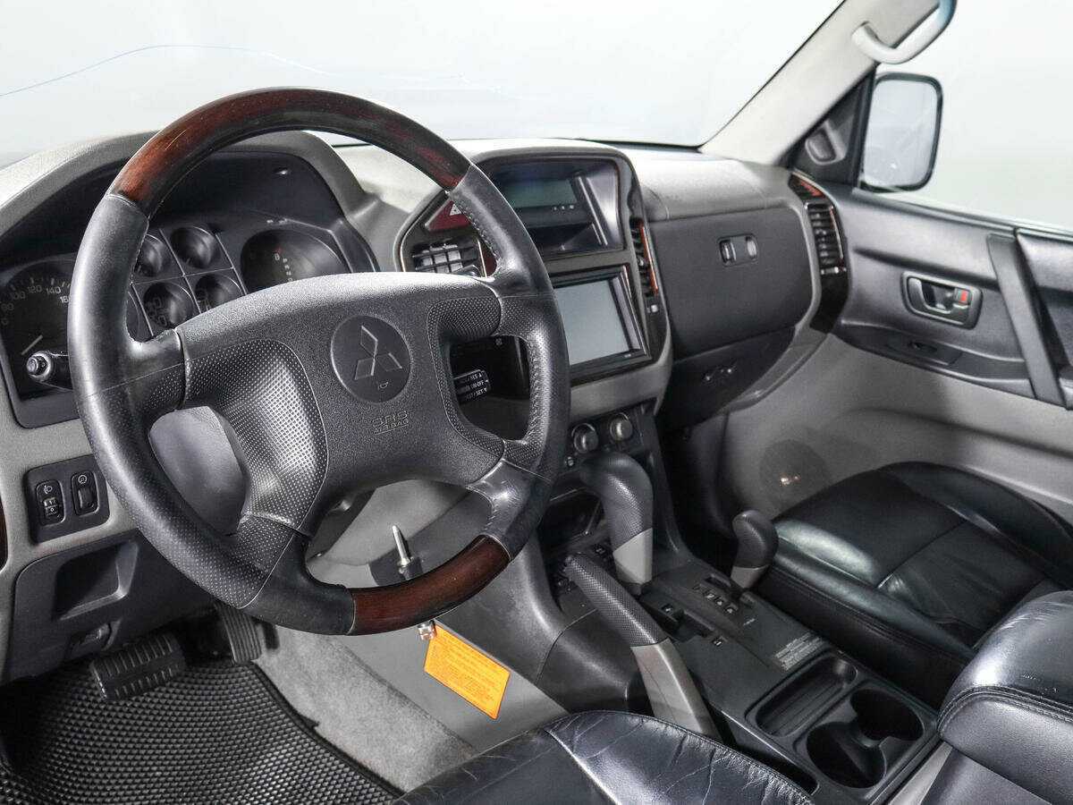 Mitsubishi Pajero, 2002 Фото №11