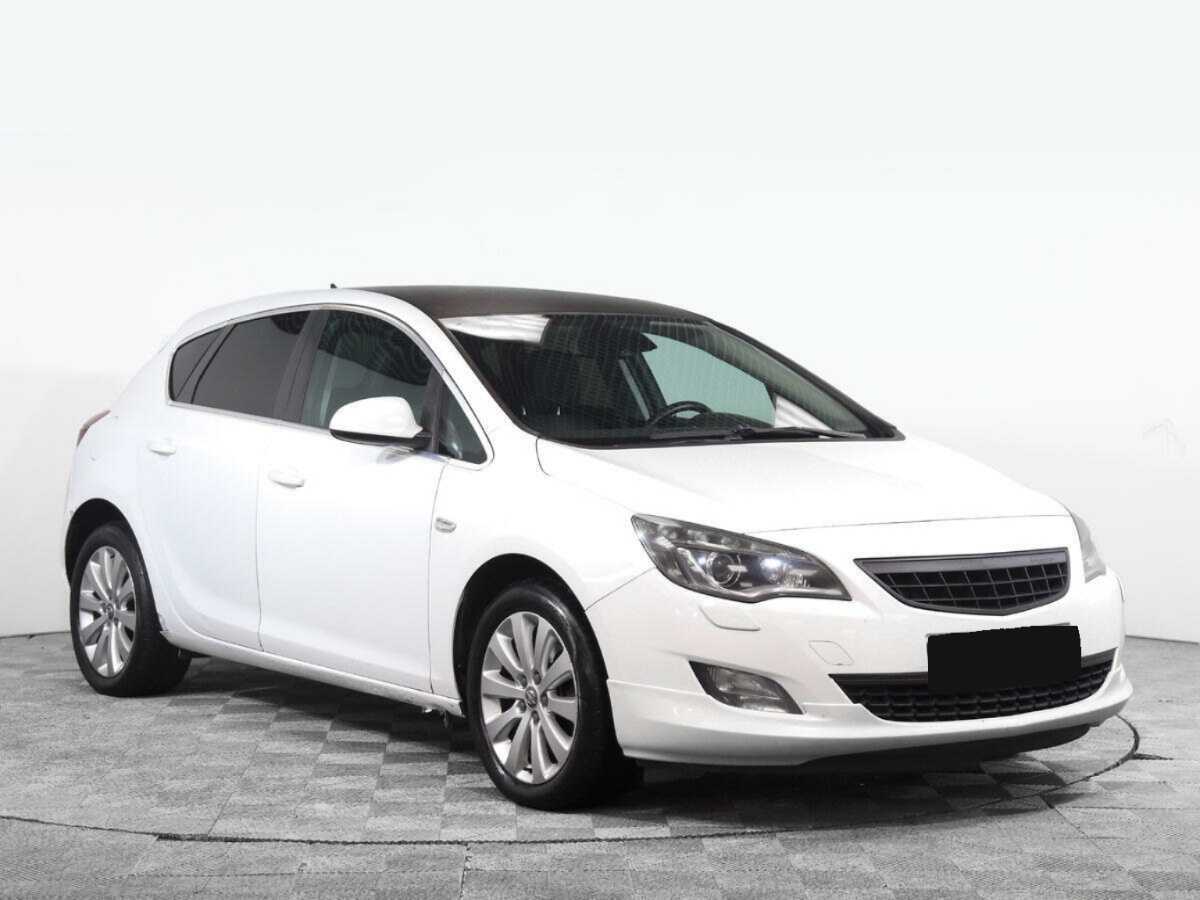 Opel Astra, 2011 - 195 003 км. | Фото №2