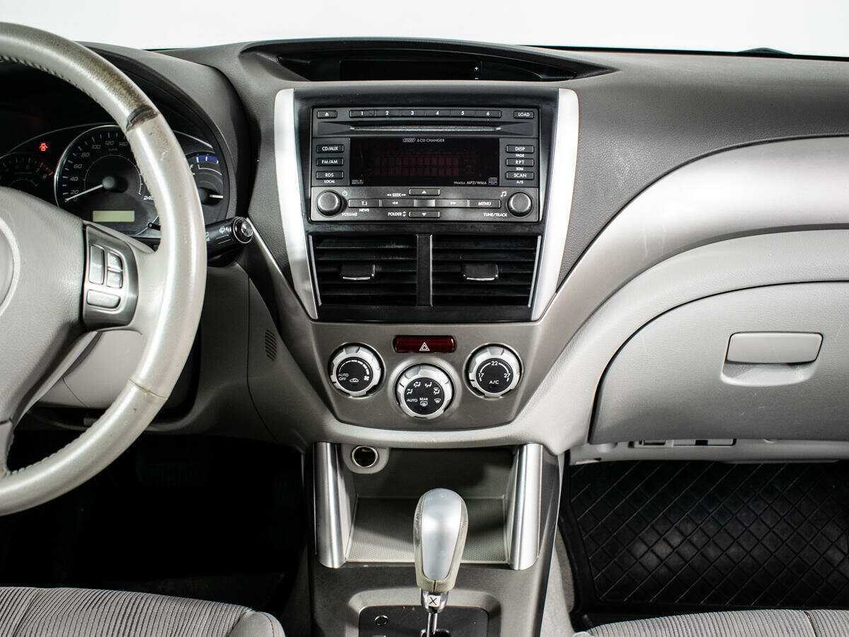 Subaru Forester, 2010 Фото №11