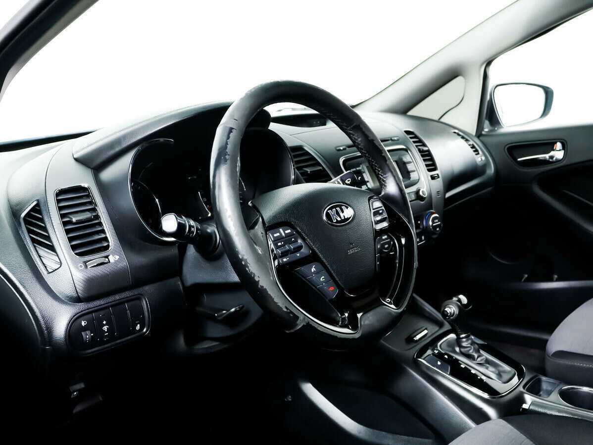 Kia Cerato, 2017 Фото №13