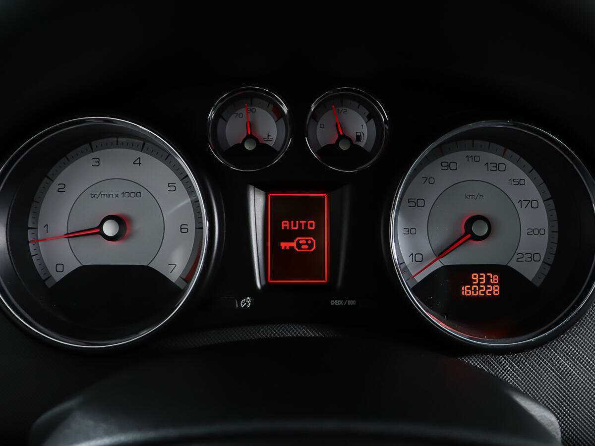 Peugeot 308, 2009 Фото №13