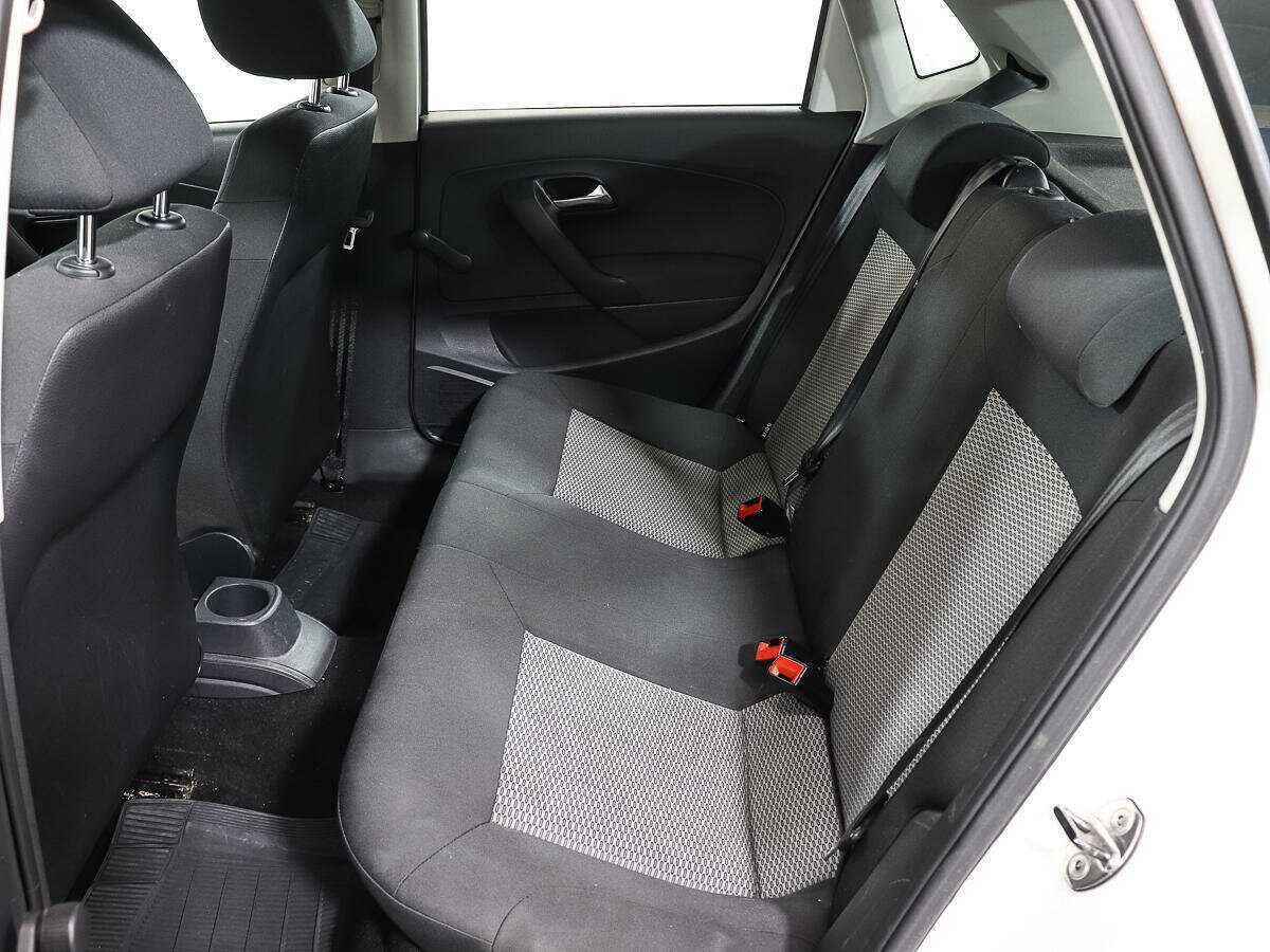 Volkswagen Polo, 2010 Фото №9