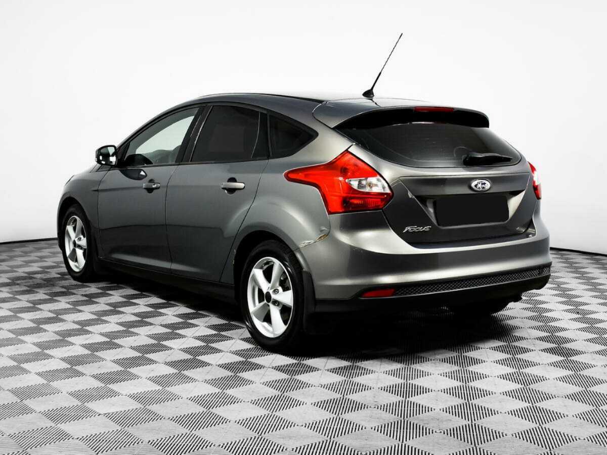 Ford Focus, 2011 Фото №7