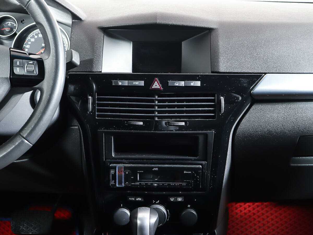 Opel Astra GTC, 2010 Фото №11