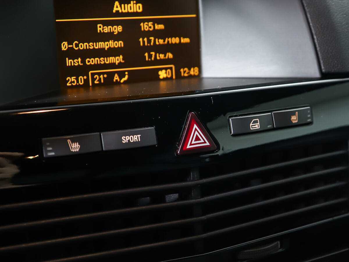 Opel Astra GTC, 2010 Фото №16